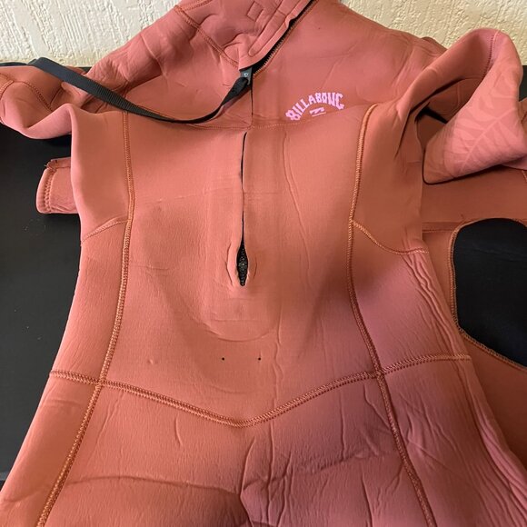 Billabong Women's Wetsuit Red Clay Size 8 4/3 - Picture 6 of 7